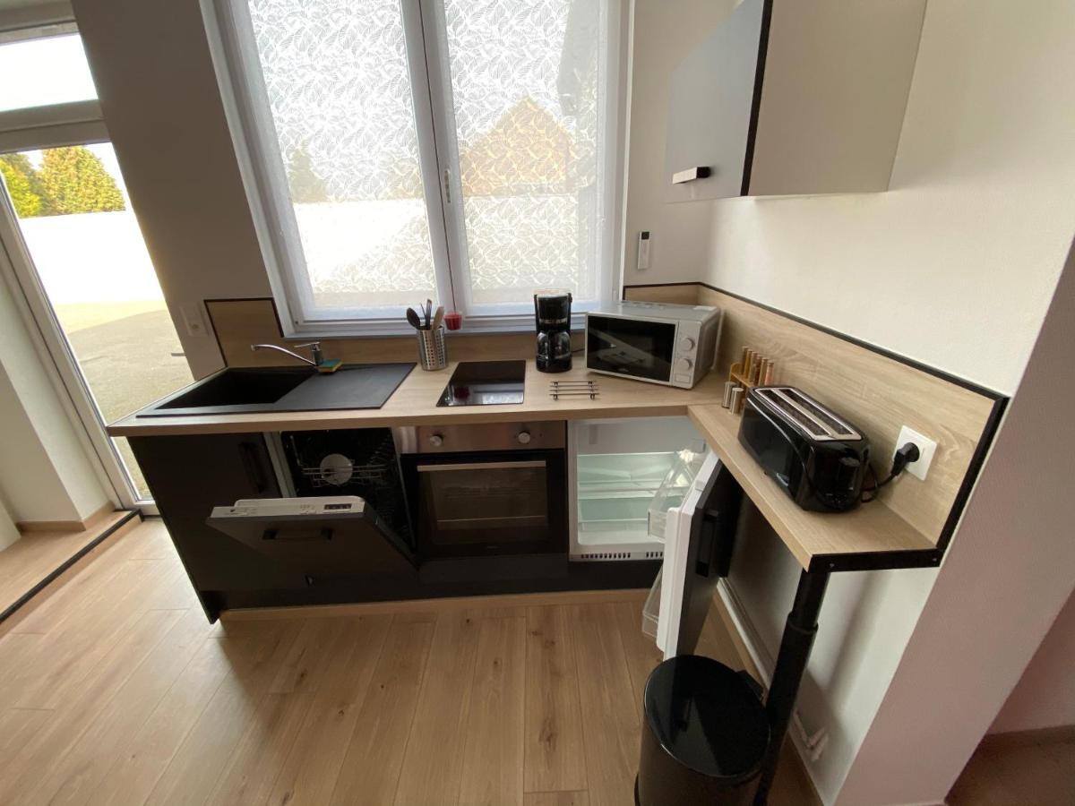 Logements Equipes A Onnaing Avec Espace Balneo En Option Proche Toyota, Autoroute Et Valenciennes Buitenkant foto