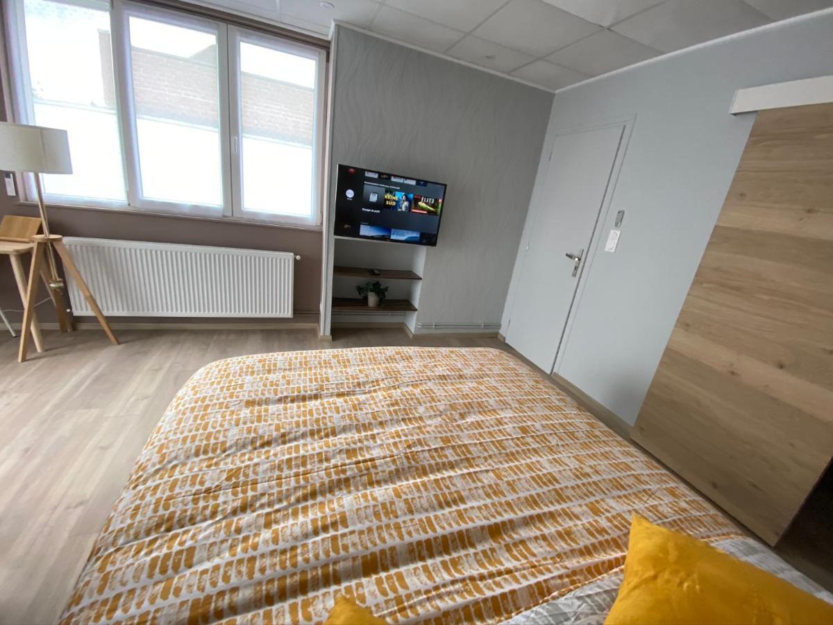 Logements Equipes A Onnaing Avec Espace Balneo En Option Proche Toyota, Autoroute Et Valenciennes Buitenkant foto